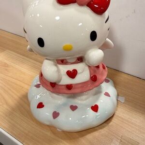 Hello Kitty Red and White Heart Figurine